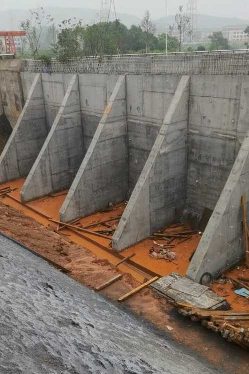 秦皇岛昌黎县锚杆式挡土墙